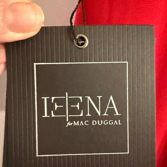 Mac Duggal 11698 Red Evening Gown Size 6 NWT - Picture 4 of 6